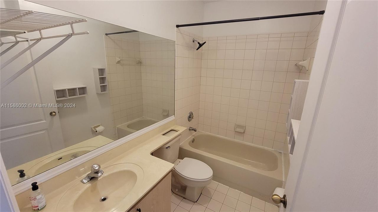 Recently Rented: $3,500 (4 beds, 3 baths, 1613 Square Feet)