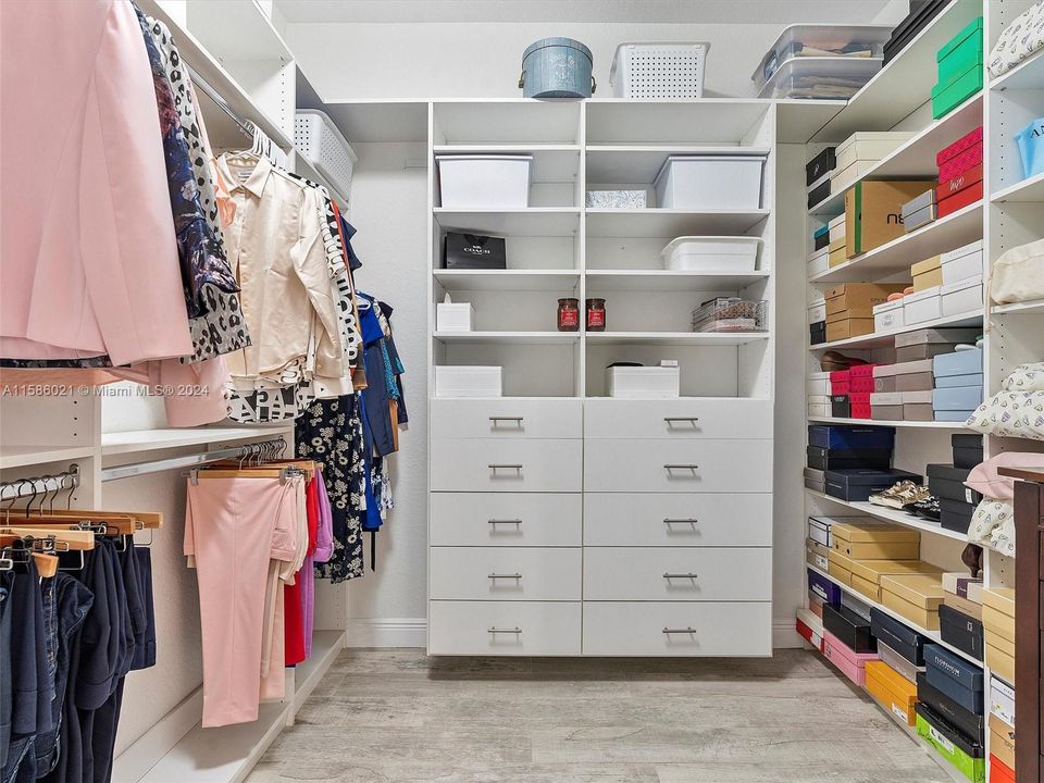 Walking-closet # 1