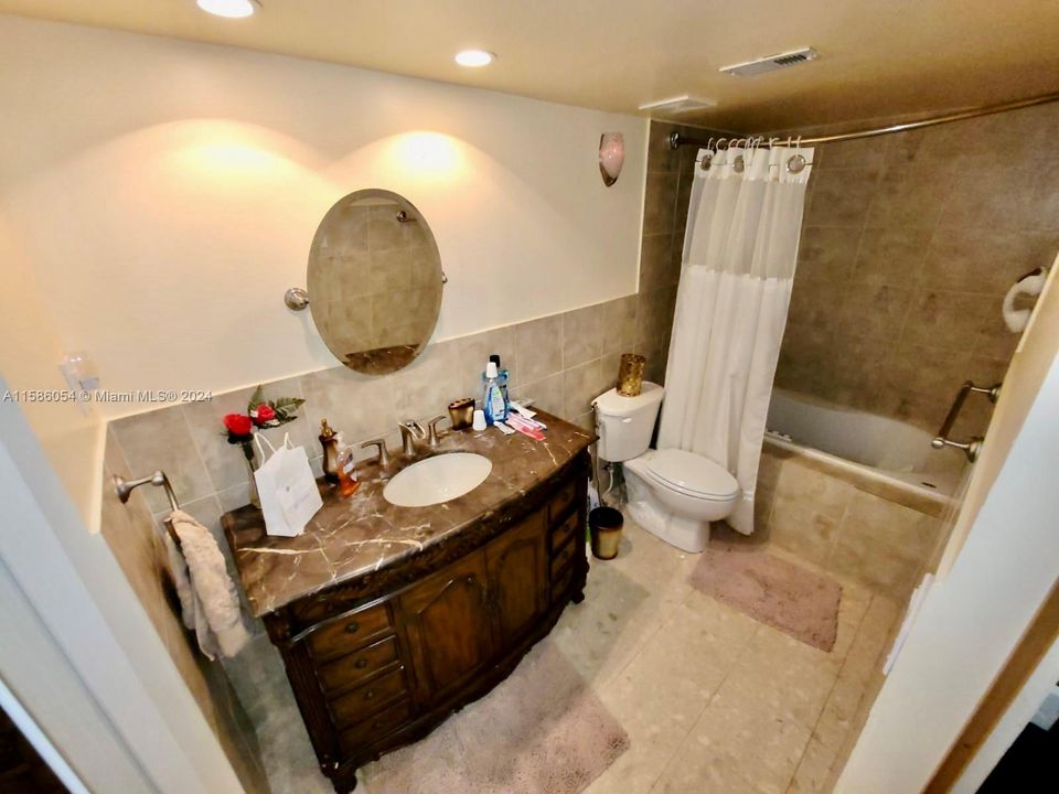 В аренду: $2,750 (3 спален, 2 ванн, 1185 Квадратных фут)