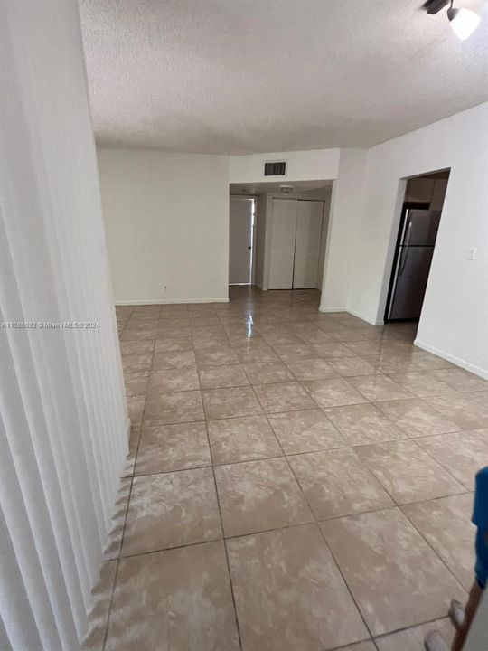 Recently Rented: $2,295 (2 beds, 2 baths, 1061 Square Feet)