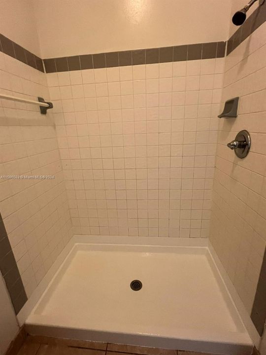 Recently Rented: $2,295 (2 beds, 2 baths, 1061 Square Feet)