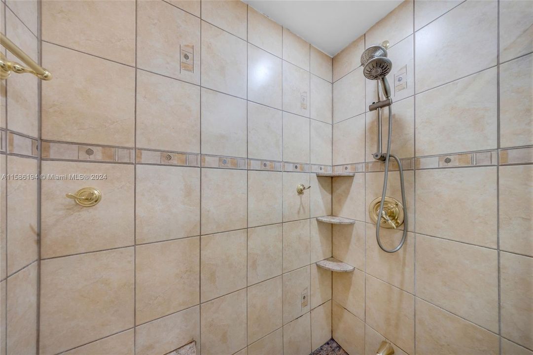 En Venta: $132,000 (1 camas, 1 baños, 625 Pies cuadrados)