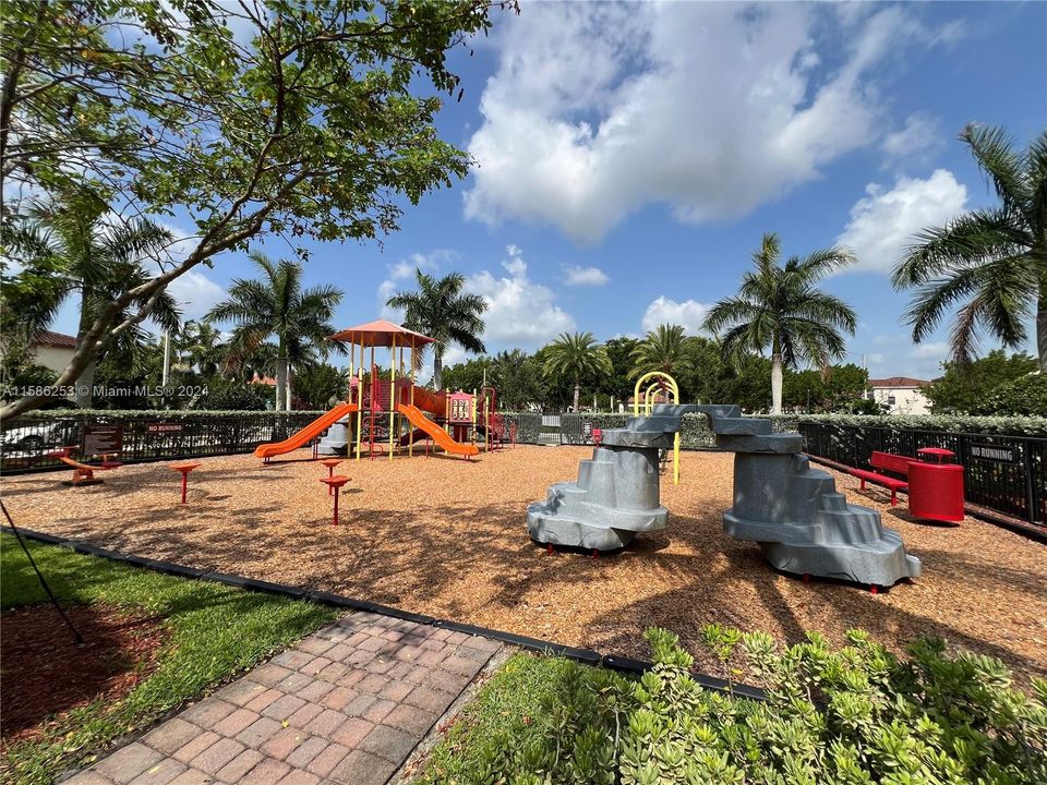 CLUBHOUSE PLAYGROUND