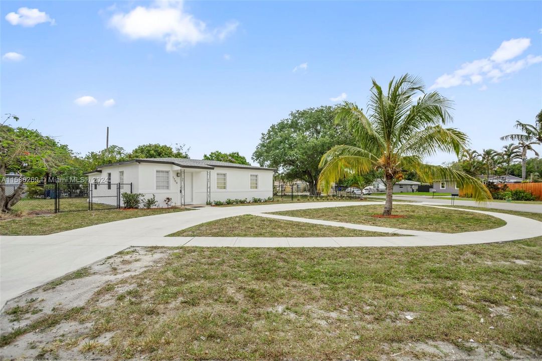 Recently Sold: $399,000 (3 beds, 2 baths, 1118 Square Feet)