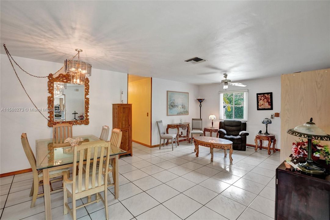 Active With Contract: $498,500 (3 beds, 2 baths, 1970 Square Feet)