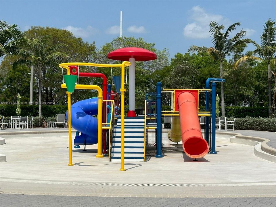 Recently Rented: $3,600 (4 beds, 2 baths, 1821 Square Feet)