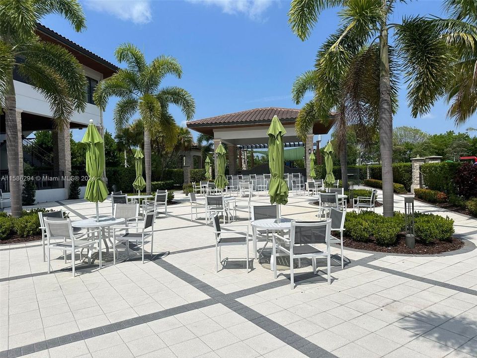 Recently Rented: $3,600 (4 beds, 2 baths, 1821 Square Feet)