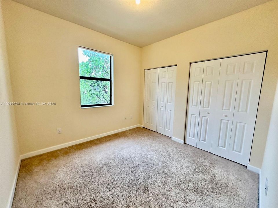 Recently Rented: $3,600 (4 beds, 2 baths, 1821 Square Feet)
