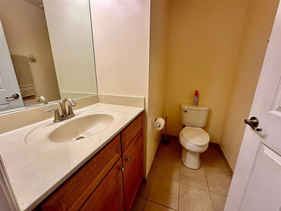 Recently Rented: $3,600 (4 beds, 2 baths, 1821 Square Feet)