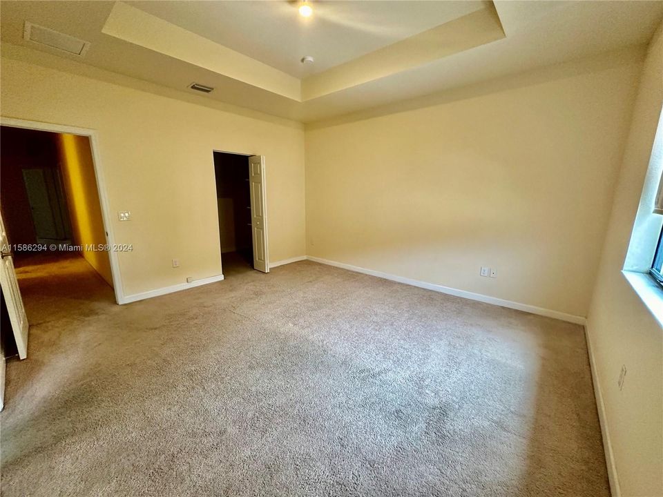 Recently Rented: $3,600 (4 beds, 2 baths, 1821 Square Feet)