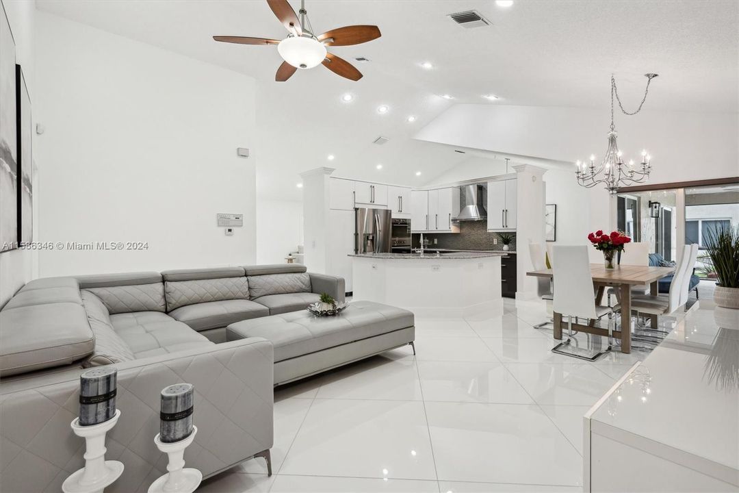 Active With Contract: $1,000,000 (4 beds, 2 baths, 2332 Square Feet)