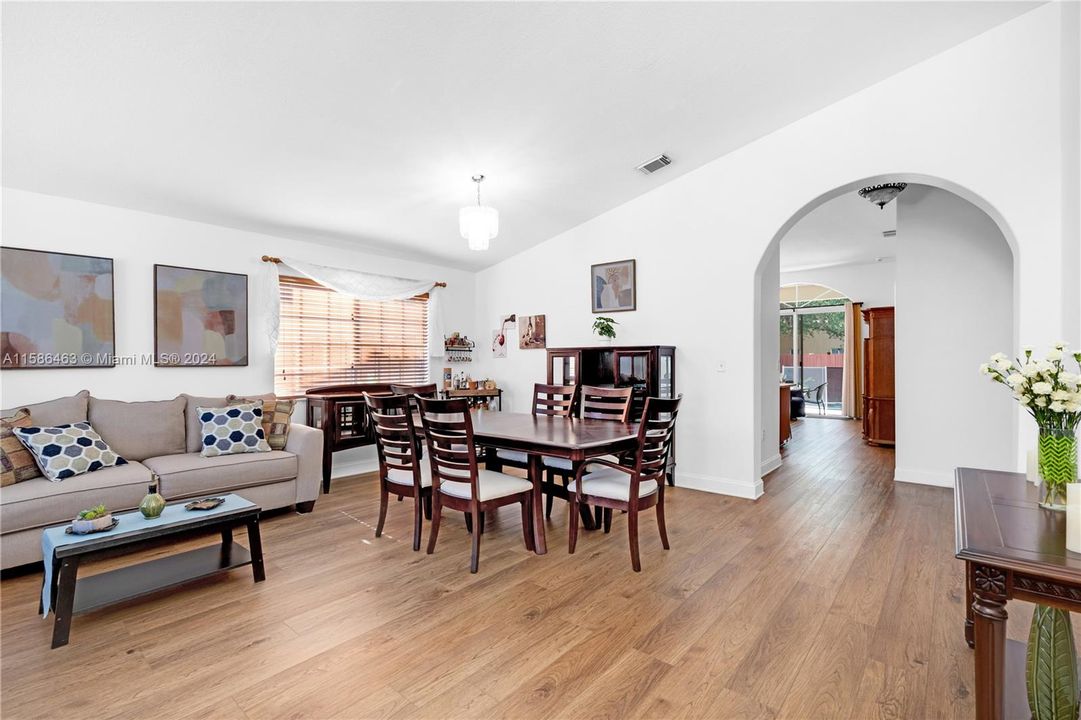 Active With Contract: $679,000 (3 beds, 2 baths, 0 Square Feet)