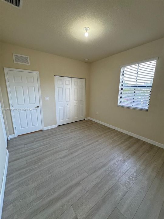 Active With Contract: $3,500 (4 beds, 2 baths, 2186 Square Feet)