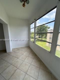 Recently Rented: $1,800 (2 beds, 2 baths, 920 Square Feet)