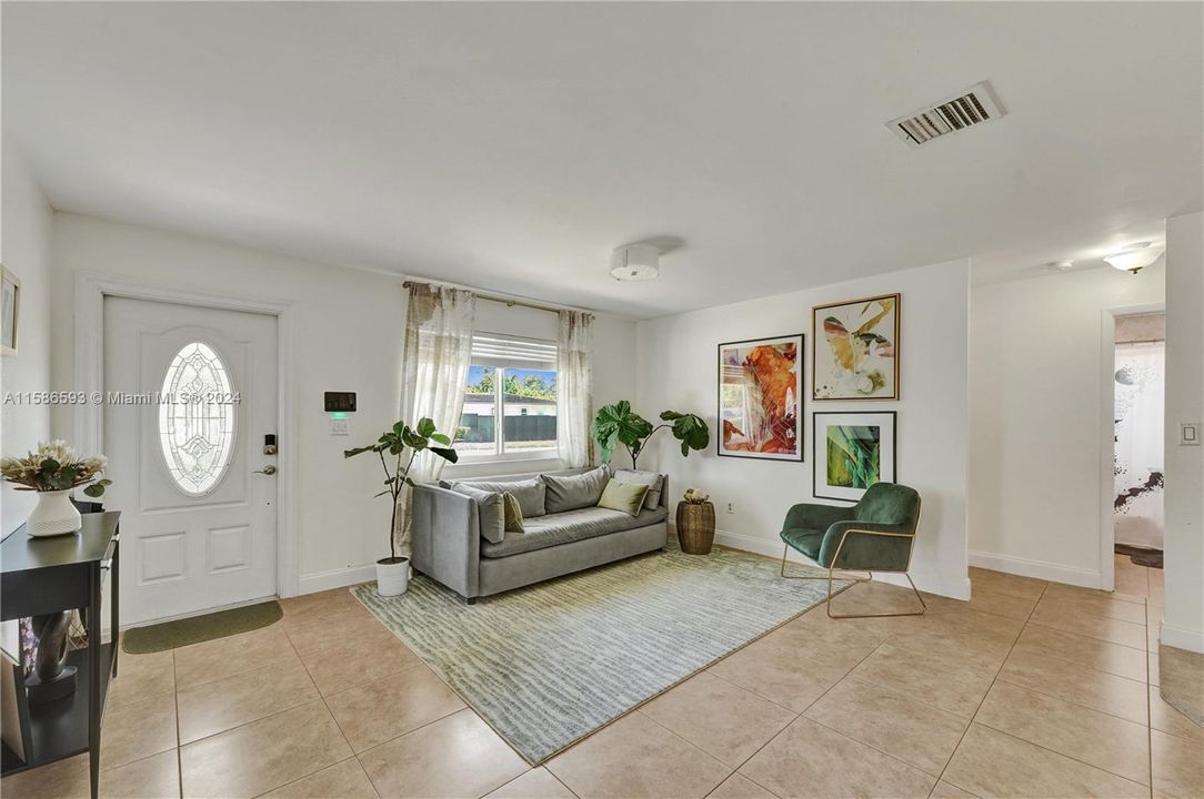 Active With Contract: $710,000 (4 beds, 2 baths, 2157 Square Feet)