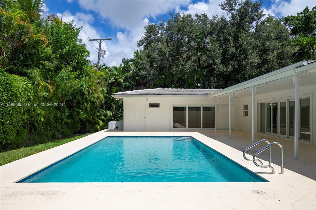 Pool & Covered Terrace