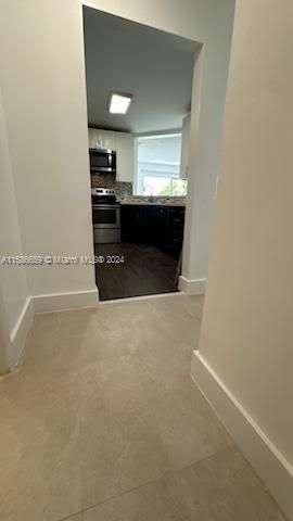 Active With Contract: $2,200 (2 beds, 2 baths, 1020 Square Feet)