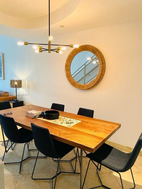 Recently Rented: $6,000 (3 beds, 2 baths, 1100 Square Feet)