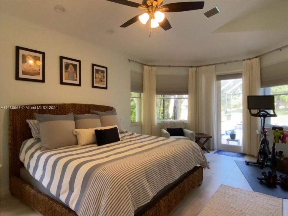 Active With Contract: $7,480 (5 beds, 3 baths, 3015 Square Feet)