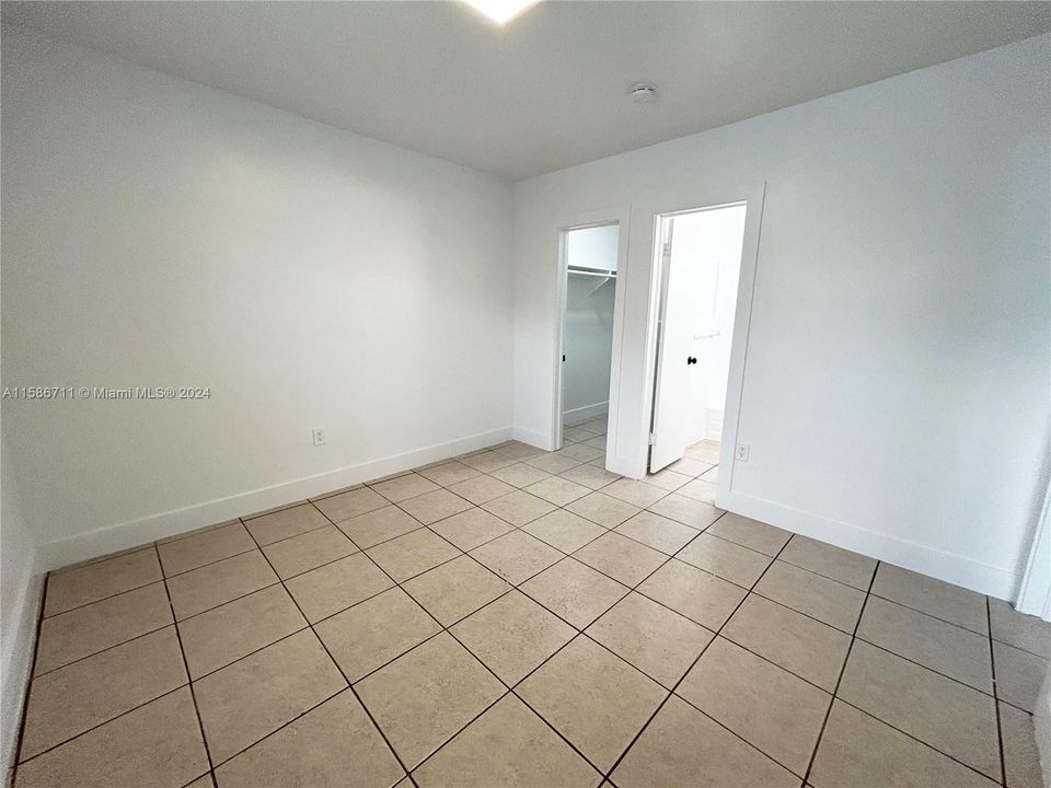 For Rent: $1,599 (1 beds, 1 baths, 490 Square Feet)