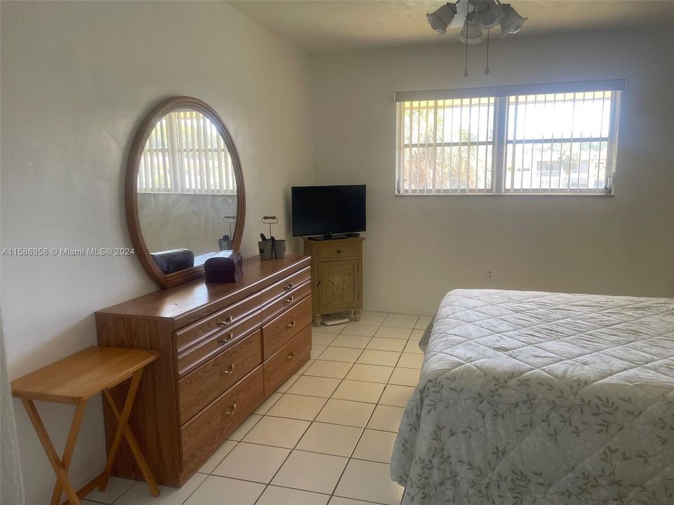 For Rent: $1,800 (1 beds, 1 baths, 0 Square Feet)