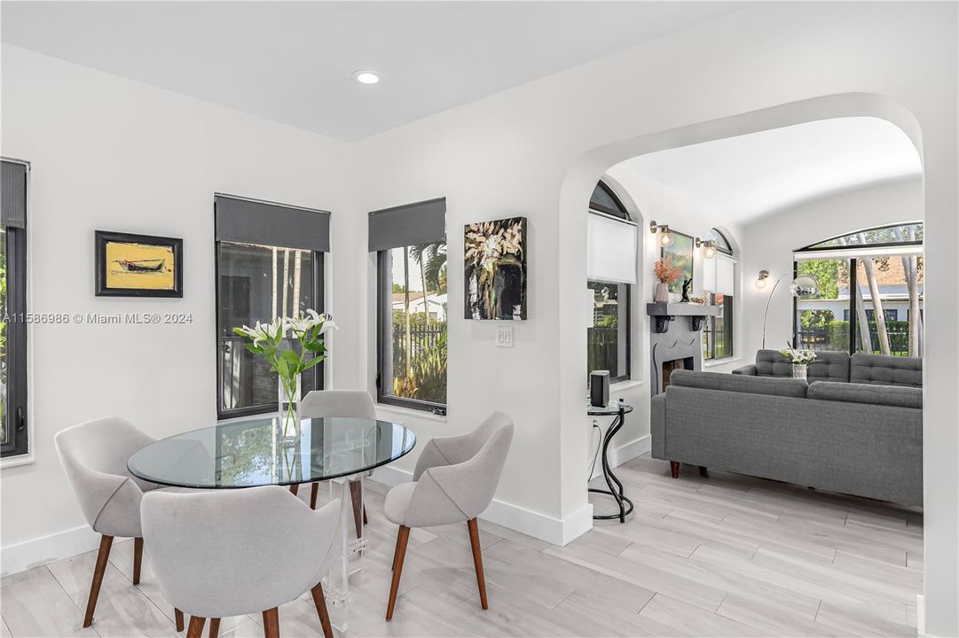 Active With Contract: $1,250,000 (3 beds, 4 baths, 2620 Square Feet)