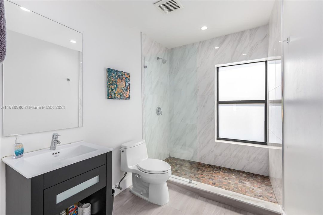 Recently Sold: $1,250,000 (3 beds, 4 baths, 2620 Square Feet)