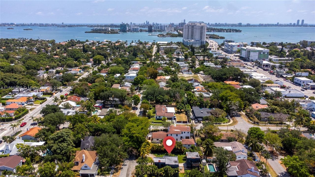 Active With Contract: $1,250,000 (3 beds, 4 baths, 2620 Square Feet)