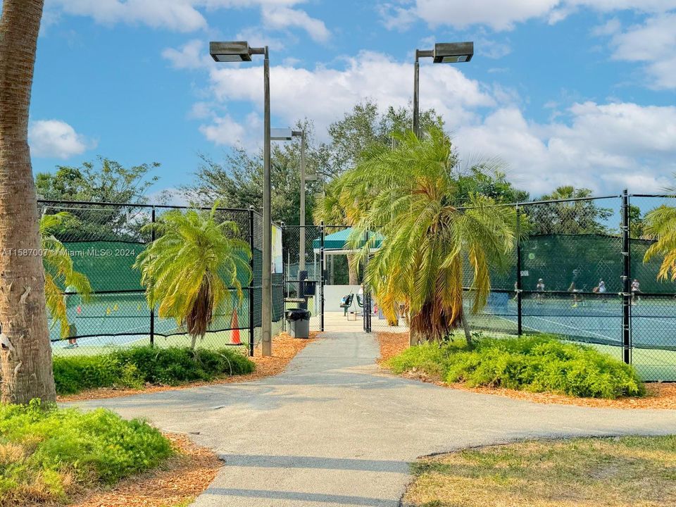 Community Tennis Courts