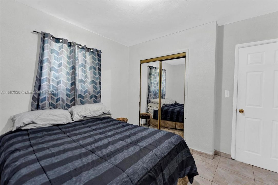 Activo con contrato: $479,999 (3 camas, 2 baños, 1222 Pies cuadrados)