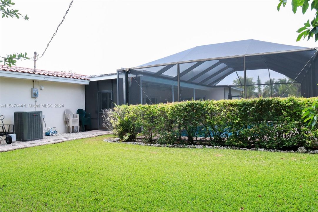 En Venta: $1,199,000 (4 camas, 2 baños, 2264 Pies cuadrados)