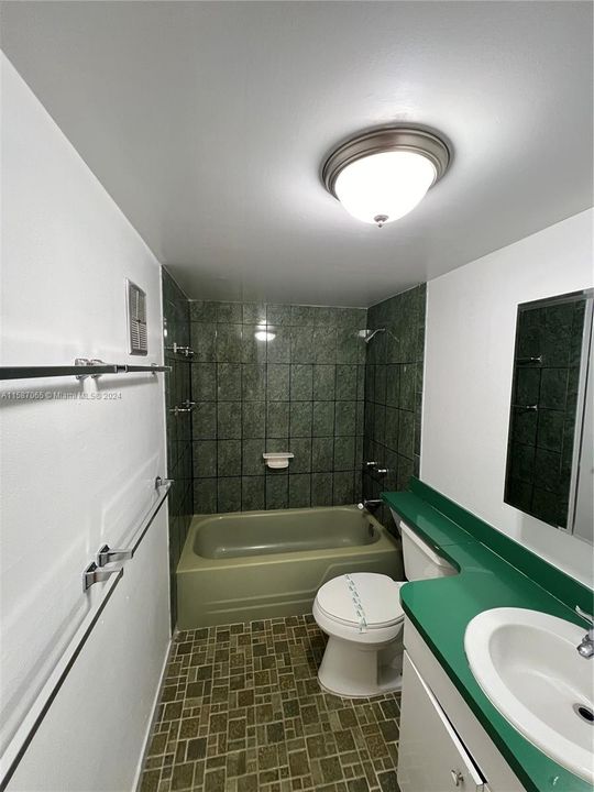 В аренду: $2,600 (3 спален, 2 ванн, 1638 Квадратных фут)