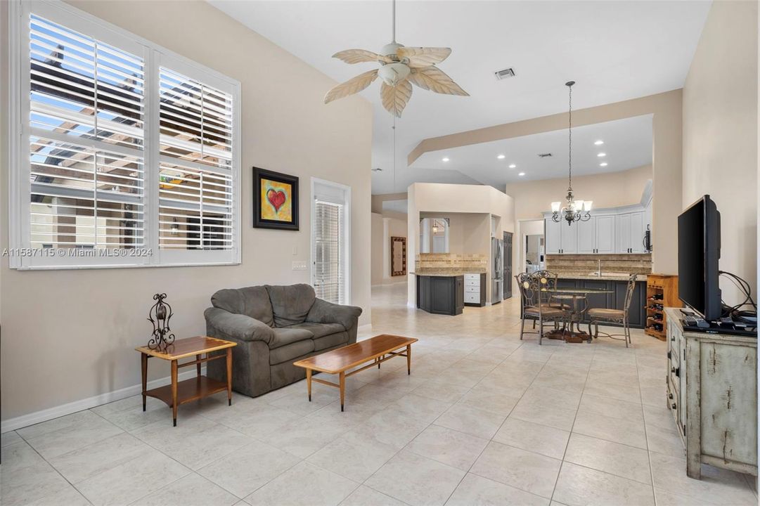 Recently Sold: $1,175,000 (4 beds, 4 baths, 2948 Square Feet)