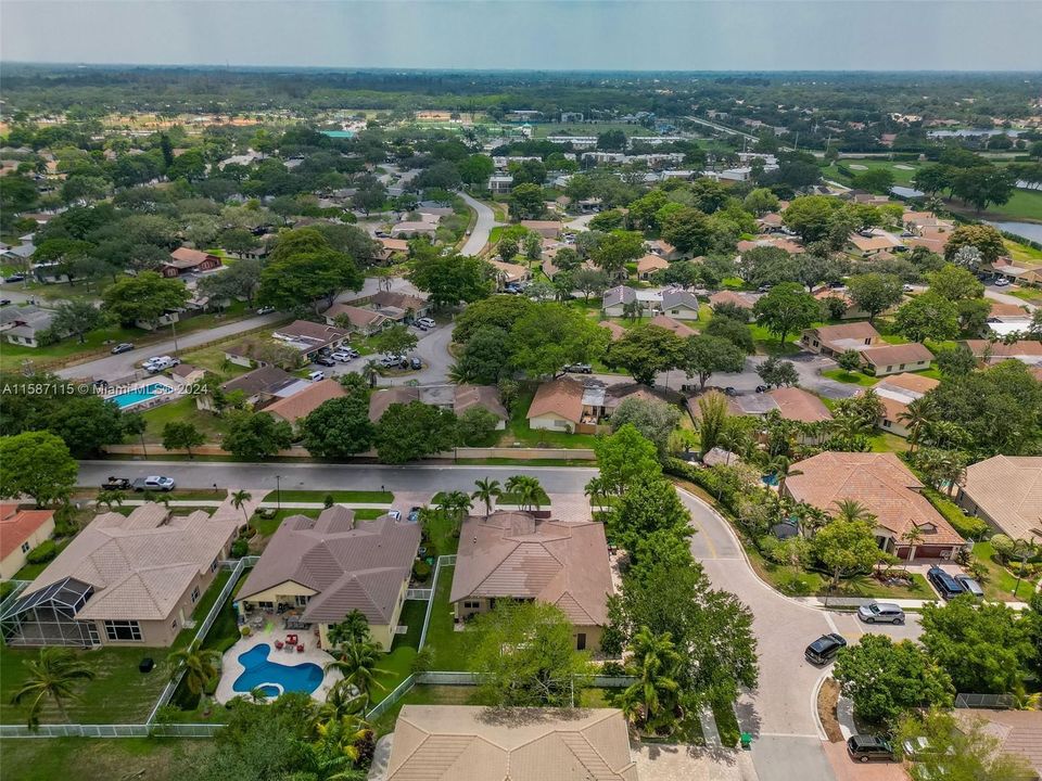 Recently Sold: $1,175,000 (4 beds, 4 baths, 2948 Square Feet)