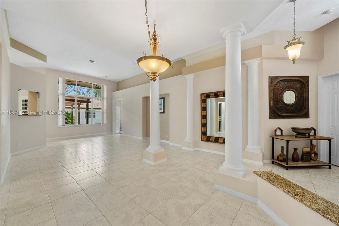 Recently Sold: $1,175,000 (4 beds, 4 baths, 2948 Square Feet)