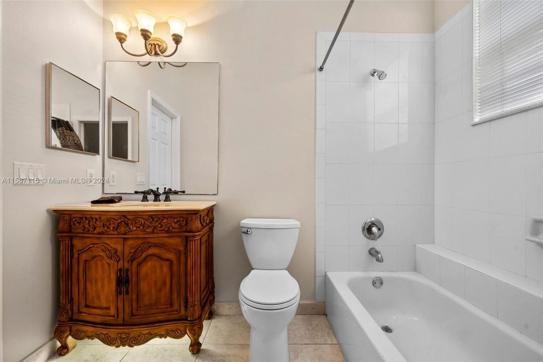 Recently Sold: $1,175,000 (4 beds, 4 baths, 2948 Square Feet)