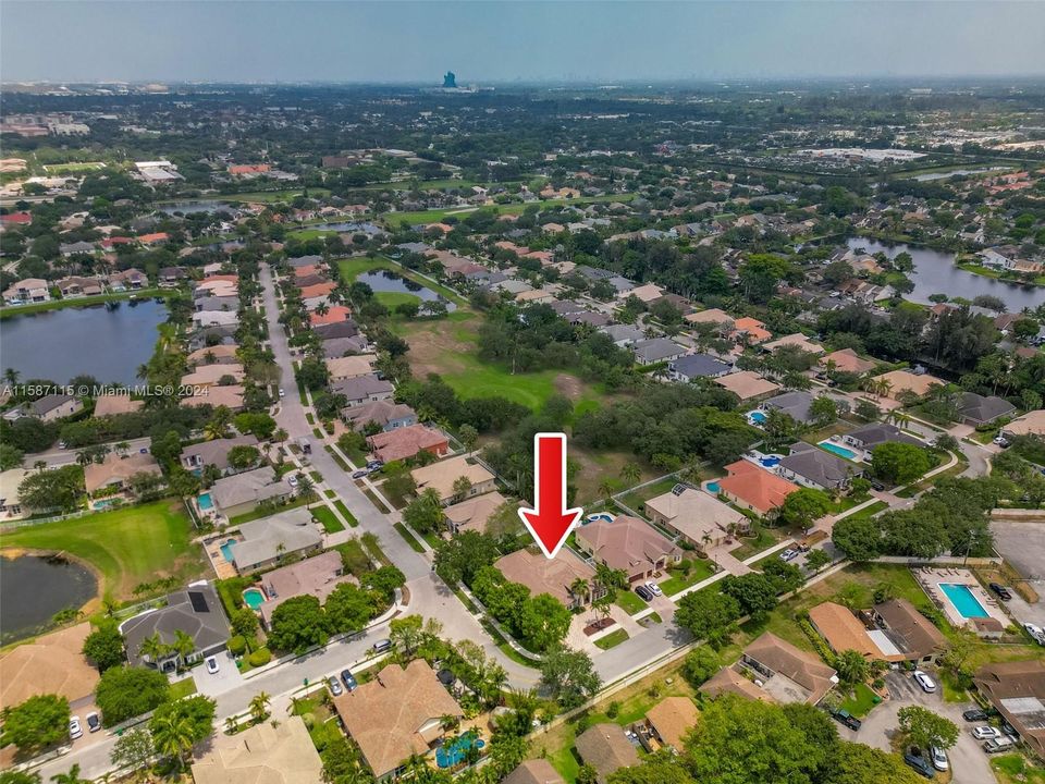 Recently Sold: $1,175,000 (4 beds, 4 baths, 2948 Square Feet)