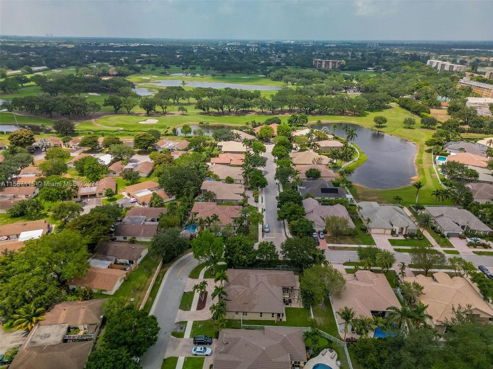 Recently Sold: $1,175,000 (4 beds, 4 baths, 2948 Square Feet)