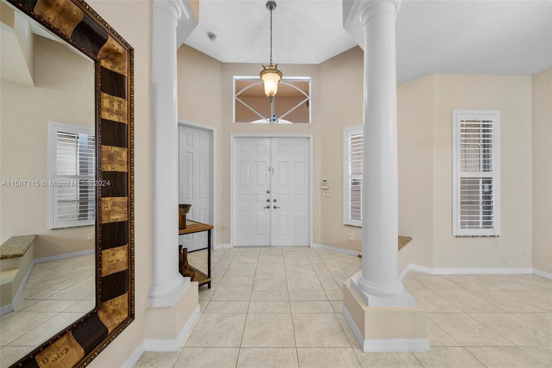 Recently Sold: $1,175,000 (4 beds, 4 baths, 2948 Square Feet)