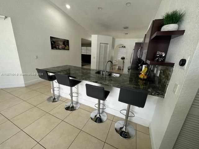 Recently Rented: $4,300 (3 beds, 2 baths, 2020 Square Feet)