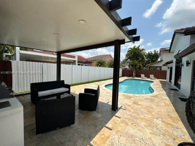 Recently Rented: $4,300 (3 beds, 2 baths, 2020 Square Feet)