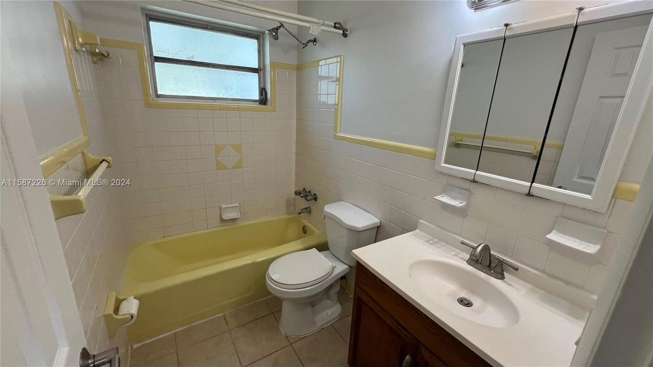 Recently Rented: $1,850 (2 beds, 1 baths, 640 Square Feet)