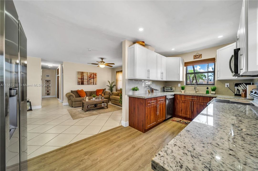 Recently Sold: $620,000 (3 beds, 2 baths, 1546 Square Feet)