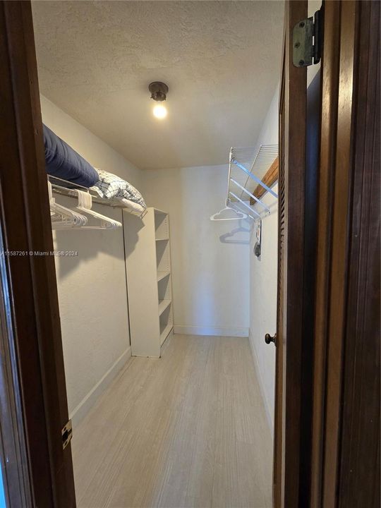 For Rent: $4,250 (2 beds, 2 baths, 1176 Square Feet)