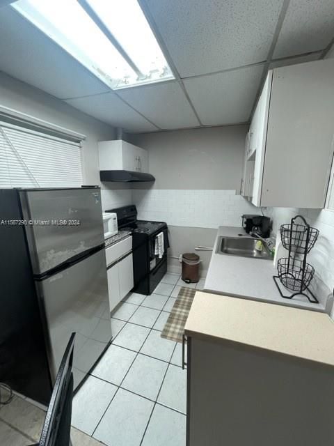 For Rent: $1,600 (1 beds, 1 baths, 2015 Square Feet)