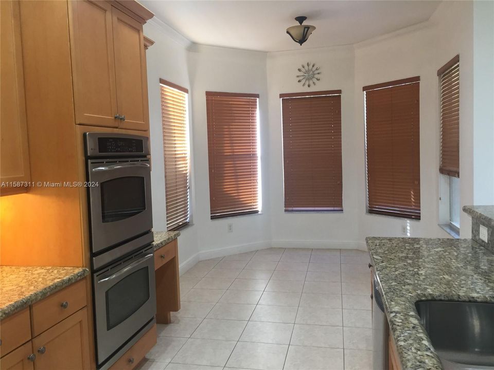 Active With Contract: $4,950 (4 beds, 3 baths, 2481 Square Feet)