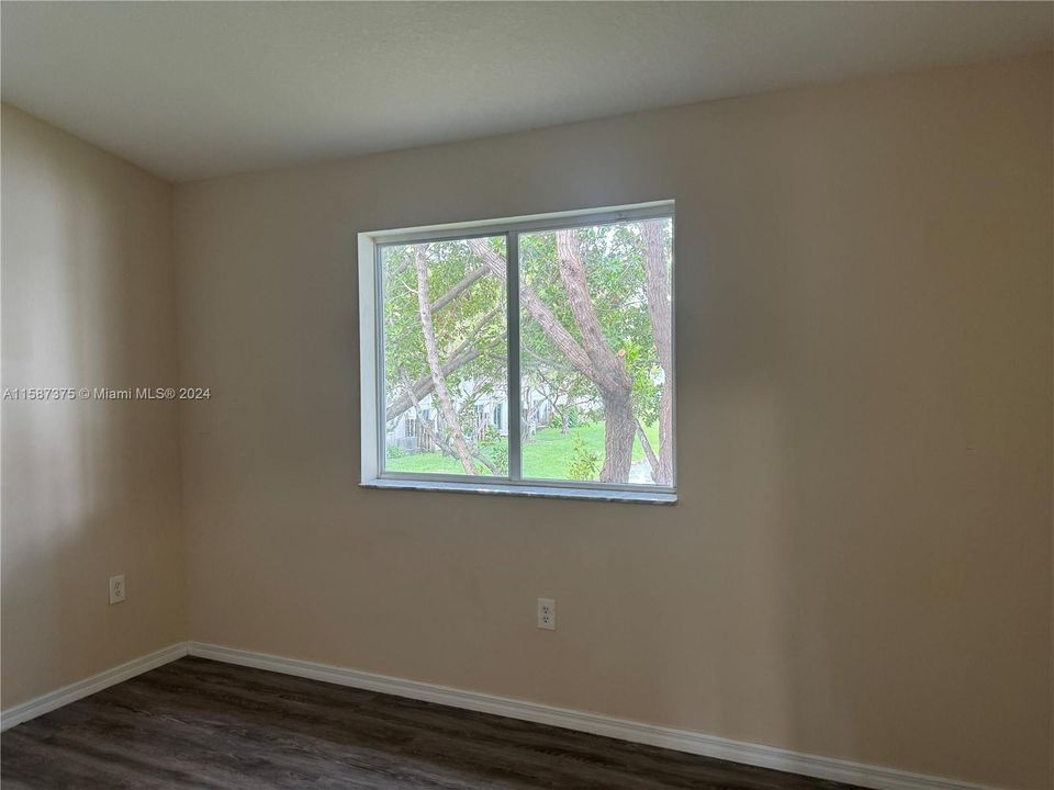 For Rent: $1,970 (2 beds, 2 baths, 815 Square Feet)