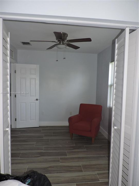 For Rent: $2,400 (2 beds, 1 baths, 1224 Square Feet)