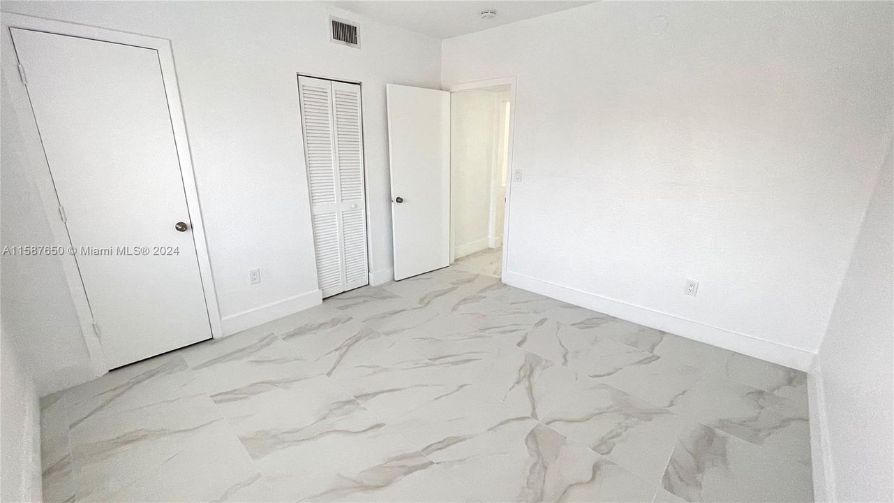 For Rent: $2,599 (3 beds, 2 baths, 1150 Square Feet)
