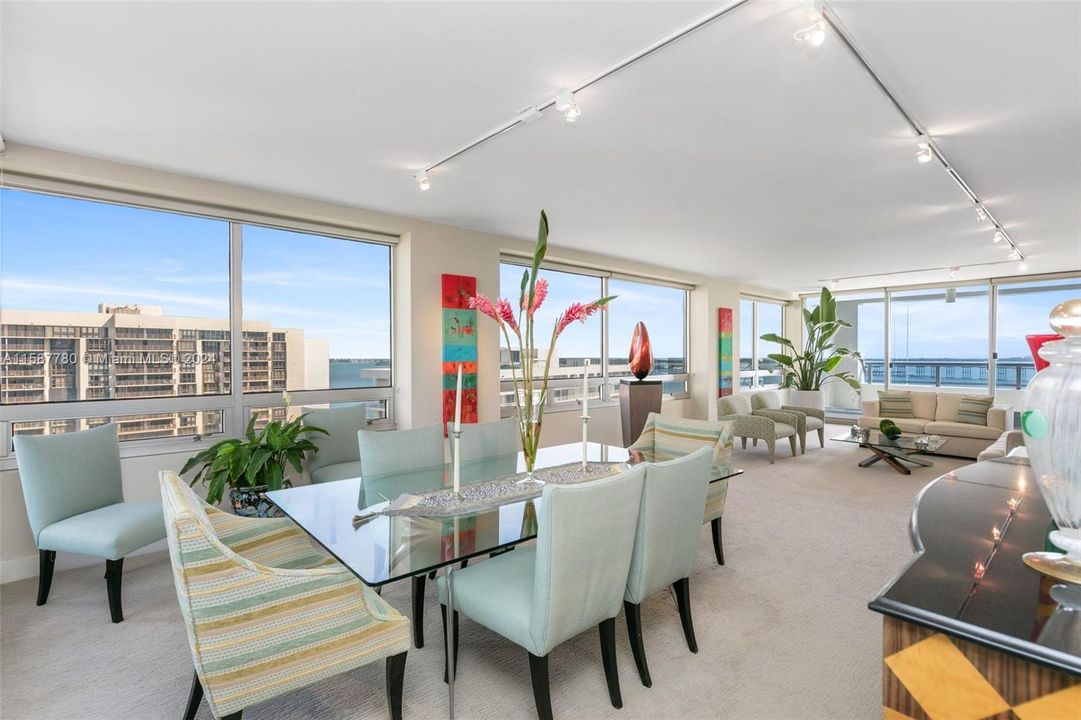 For Sale: $945,000 (2 beds, 2 baths, 1697 Square Feet)